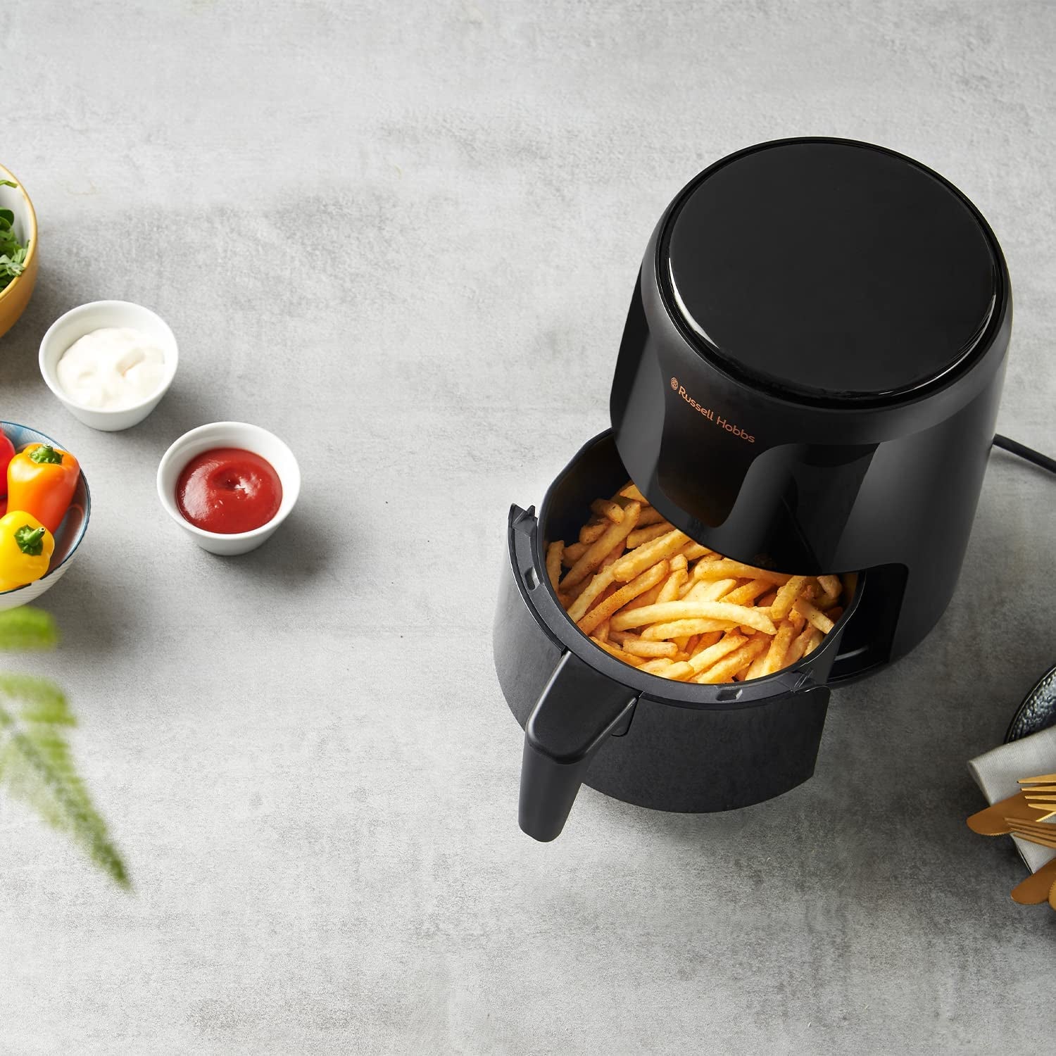 Fritadeira Russell Hobbs Air Fryer Satisfry 1.8L 1100W Preto
