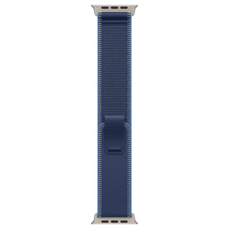 Pulseira Loop Trail azul para Apple Watch Ultra 3, com detalhes em titânio.