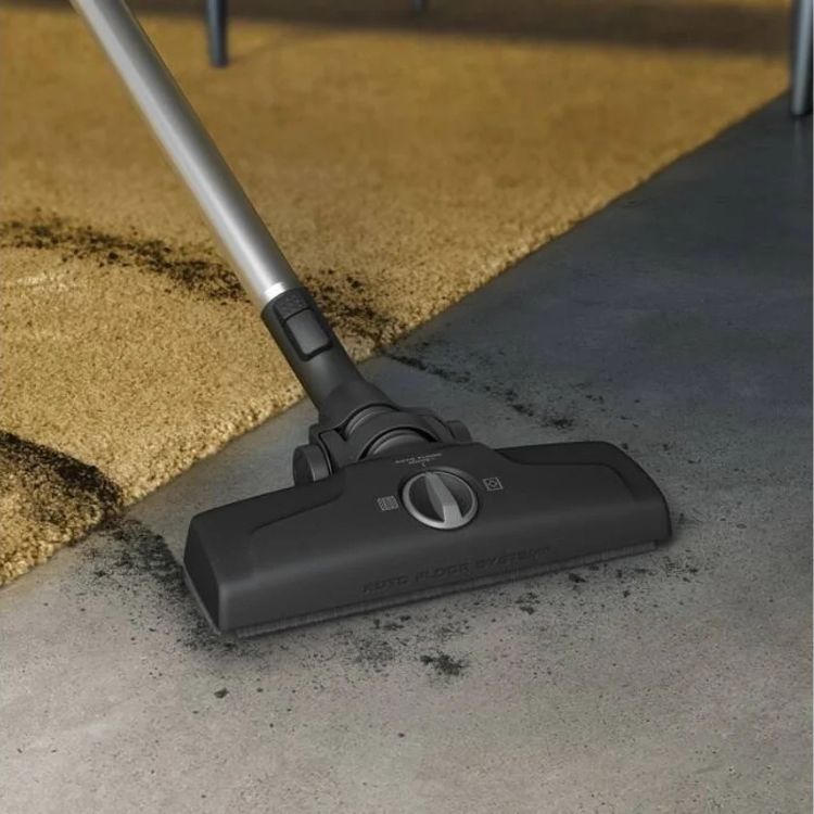 Aspirador s/ Saco AEG AL61C2CR 1,6L