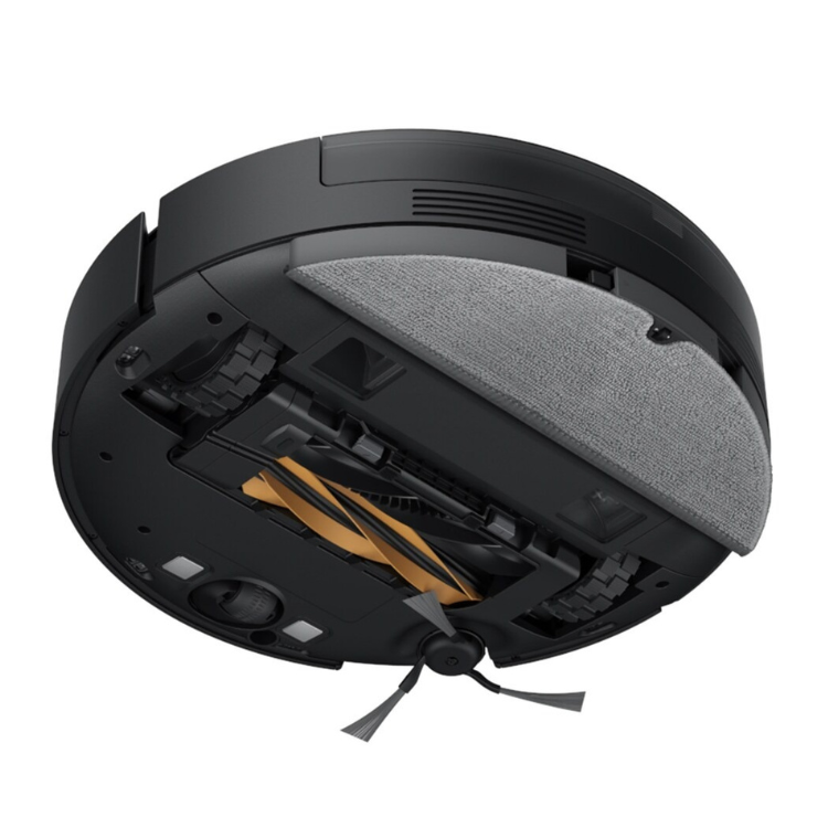 Aspirador robot Dreame D20 Pro Plus preto com parte inferior visível, mostrando o sistema de limpeza e o braço de sucção.
