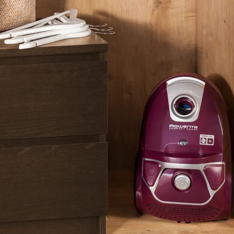 Aspirador Rowenta c/ Saco RO3969EA Compact Power 750W