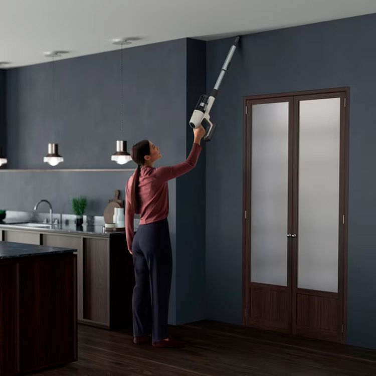 Aspirador Vertical AEG AP81UB25SH Branco