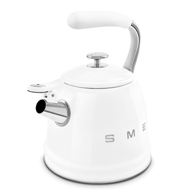 White Smeg kettle, 2.3L, with silver accents and handle.