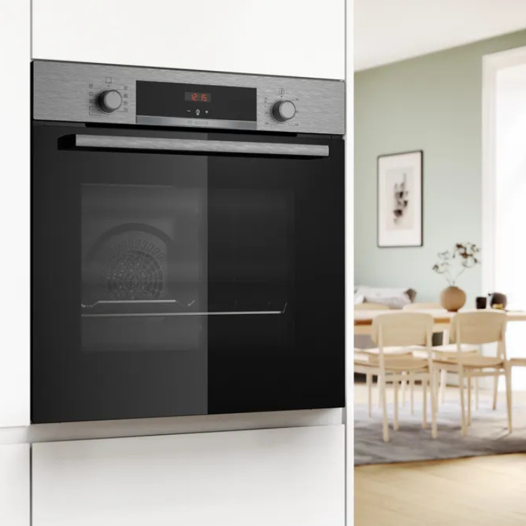 Forno Hidrolítico de Encastre Bosch Serie 4 HBA514ES3, inox, 71L, painel digital e porta de vidro.