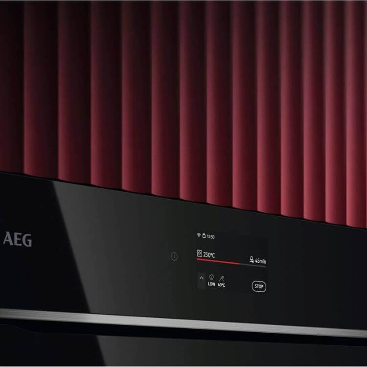 Forno Pirólitico AEG TR7PB73FSB 72L 3500W Preto