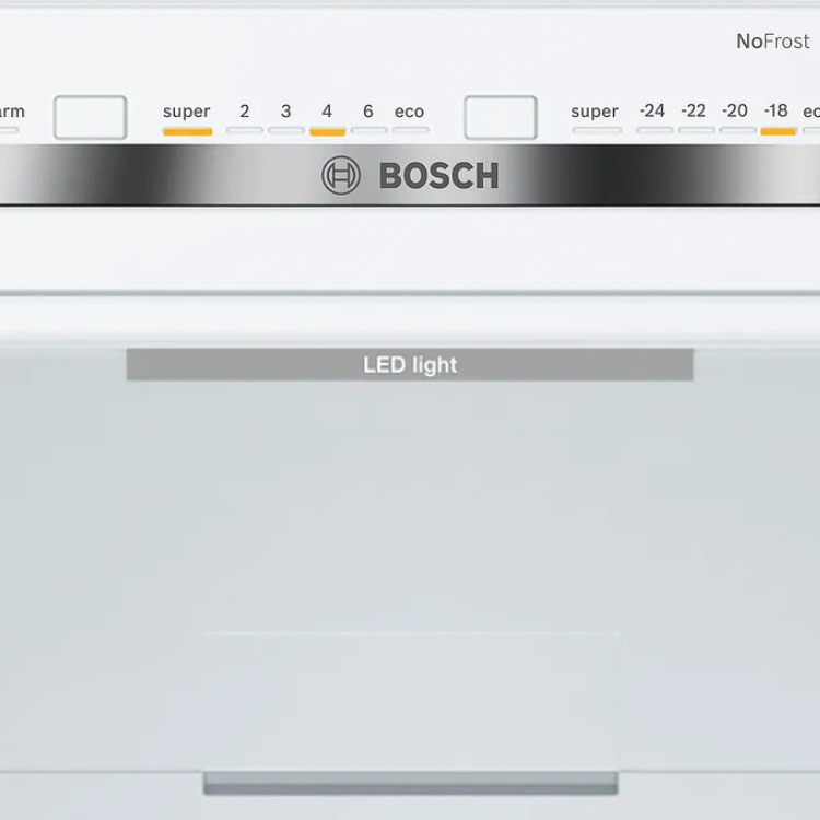 Frigorífico Combinado Bosch Serie 4 KGN39VWDC 368L Branco