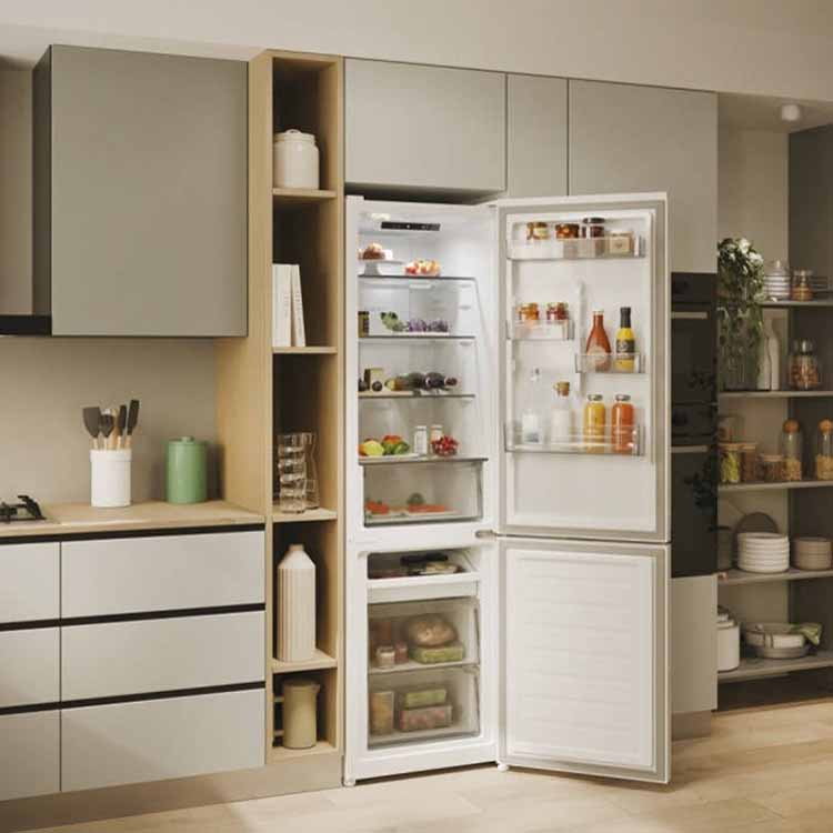 Frigorífico Combinado Candy City Fresco 300 CNCQ2T518EW 279L No Frost Classe E Branco