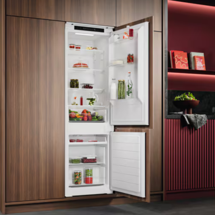 Frigorífico Combinado de Encastre AEG TC3NS181ES 257L