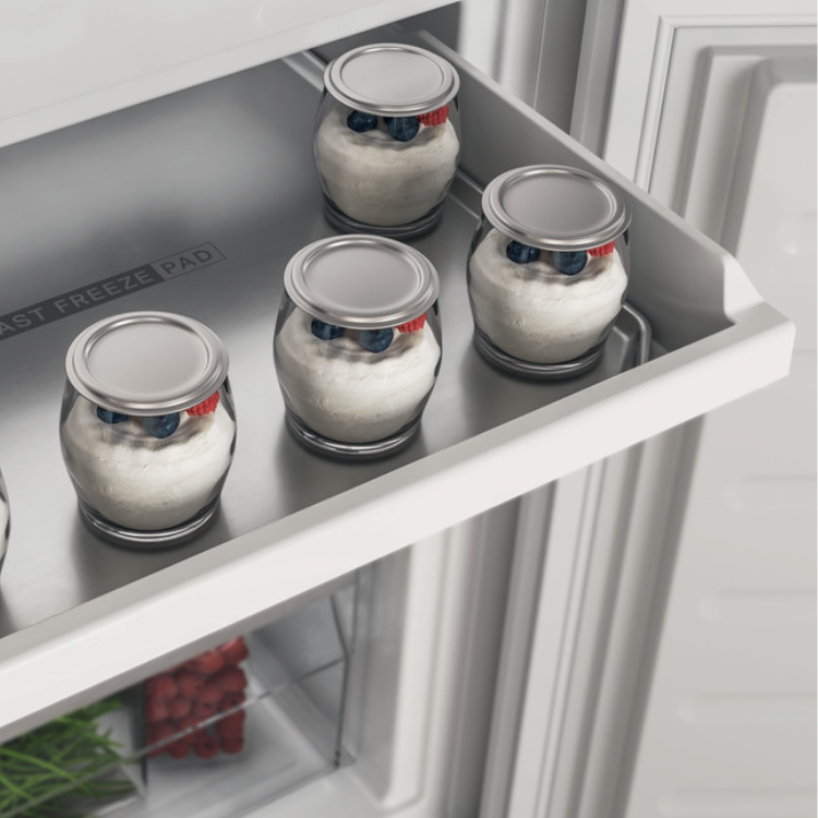 Frigorífico Combinado de Encastre Whirlpool WHC20D013D1 300L Branco