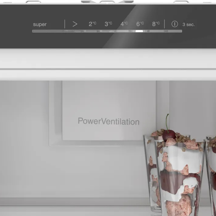 Frigorífico de Encastre Bosch Serie 6 KIR81ADD0 310L Branco