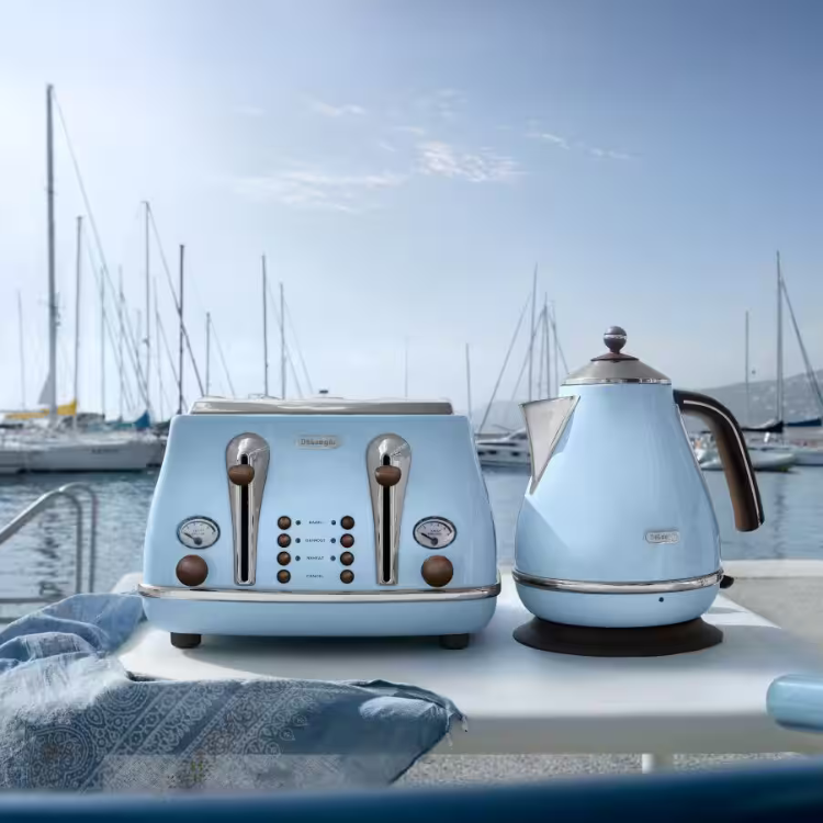 Jarro Elétrico Delonghi Icona Vintage 1.7L 2000W Azul
