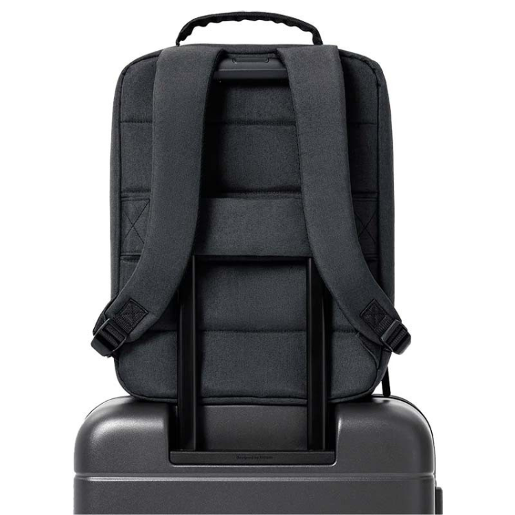 Mala de Viagem Xiaomi Luggage Classic Pro 24" Cinzento com alça e correias de ombro.