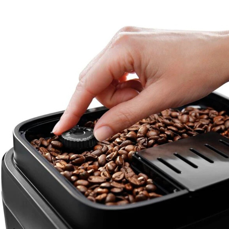Máquina de Café Delonghi Automática Magnifica Evo 1450W