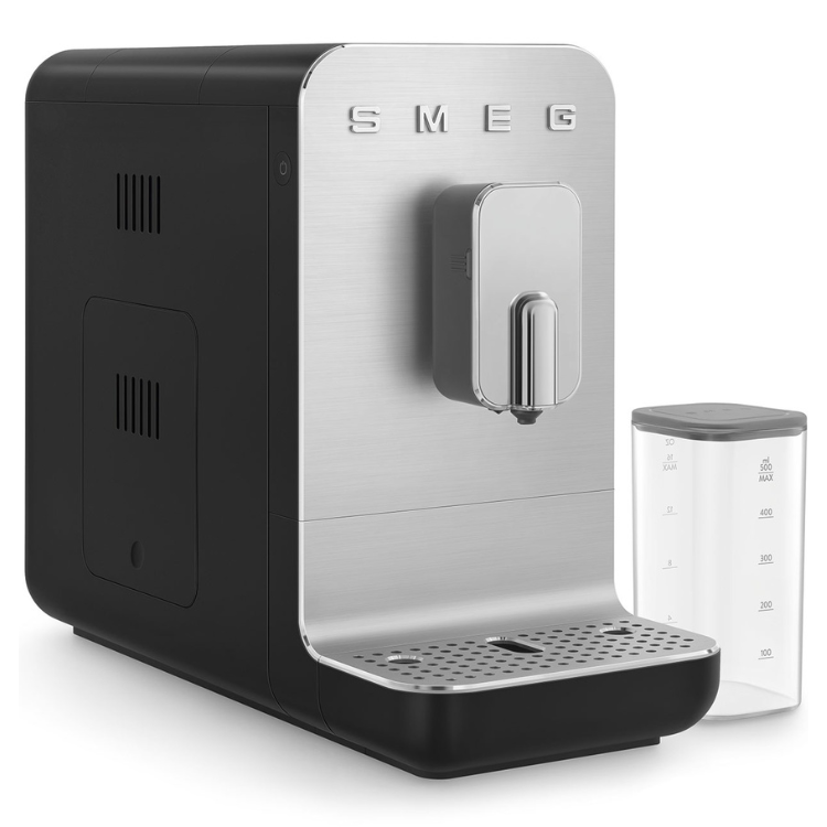 Máquina de Café Smeg Automática Collezione c/ Sistema de Leite Preto