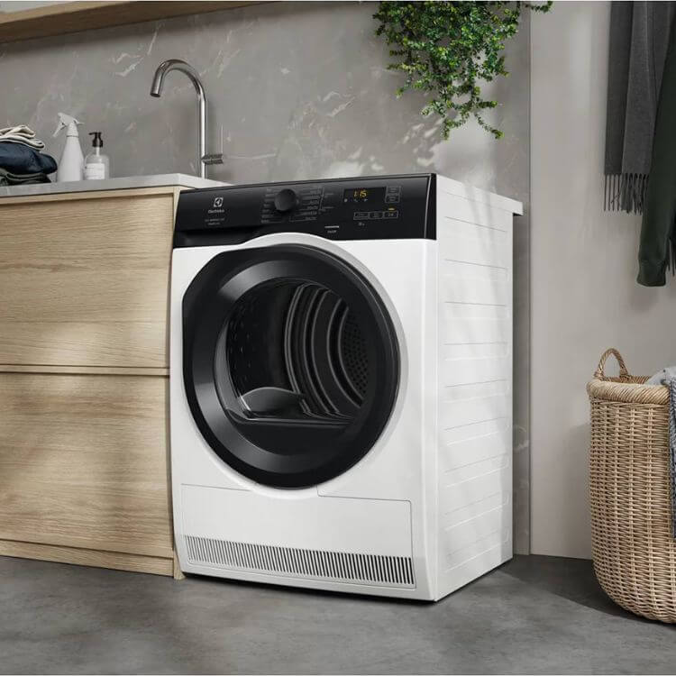 Máquina de Secar Roupa Electrolux EDE688CBBO 8Kg Classe C