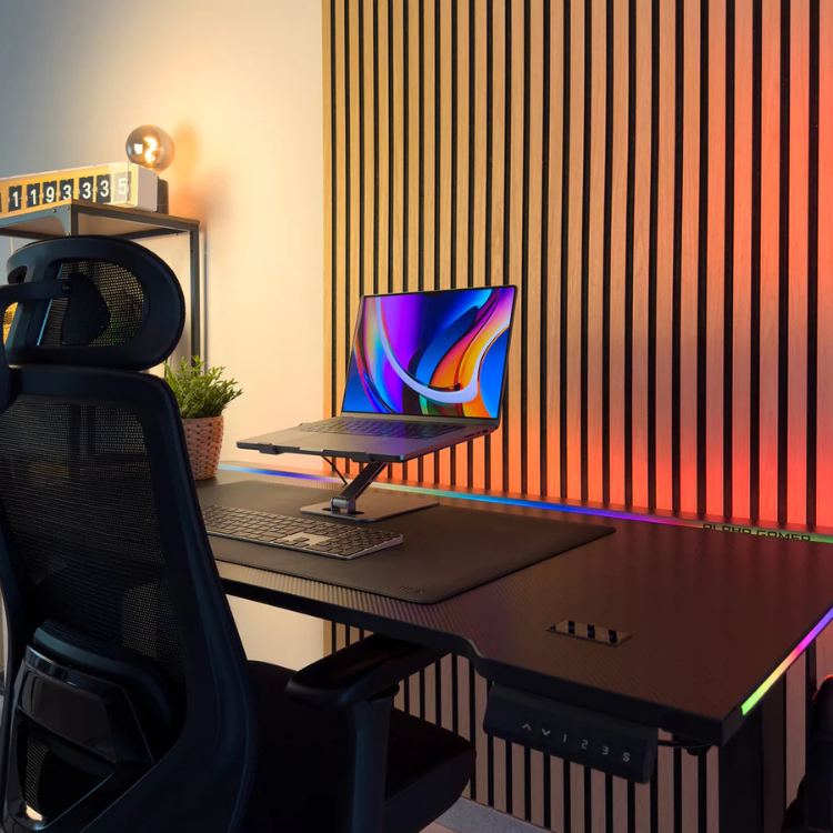 Electric gaming desk with RGB lights, white, 140cm, for gaming and work.
